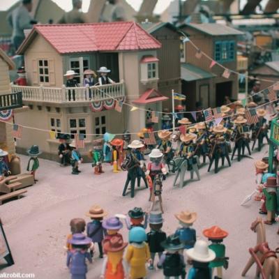 Diorama Playmobil - L'arrivée du cirque Buffalo Bill - Saulieu 2014