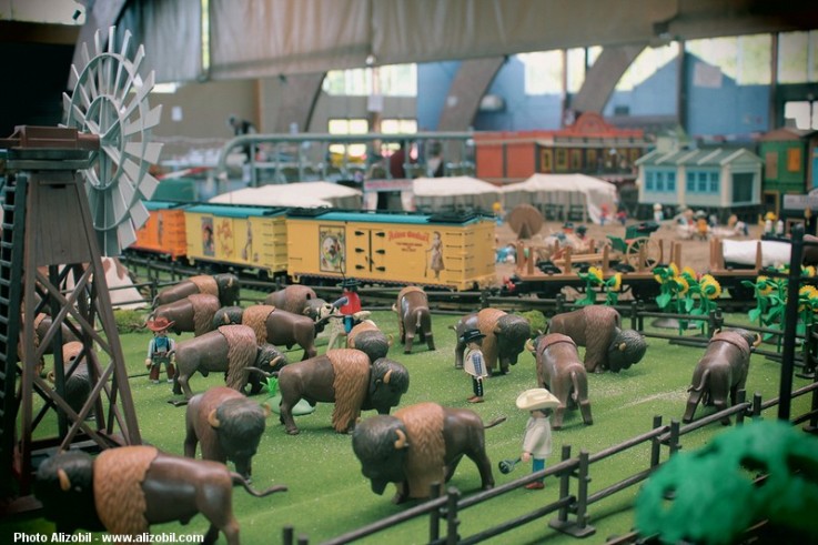 Diorama Playmobil - L'arrivée du cirque Buffalo Bill - Saulieu 2014