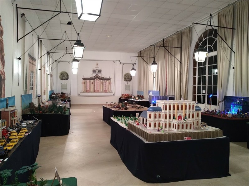 Exposition Playmobil sur le cinéma au château de Breteuil en 2020