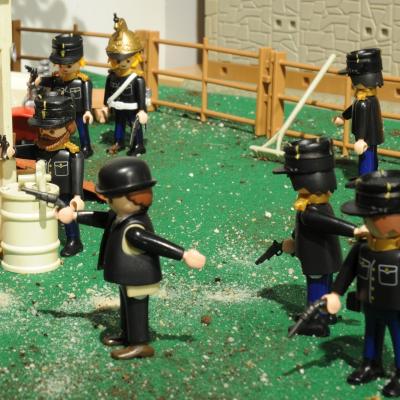 Exposition playmobil gendarmerie - arrestation de Bonnot en 1912