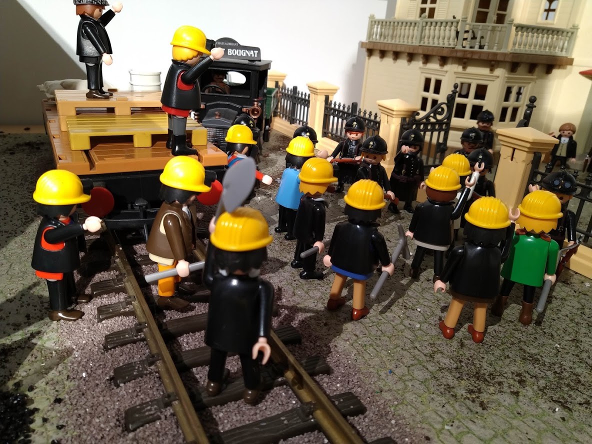 Exposition playmobil : La gendarmerie pendant les grève de 1936