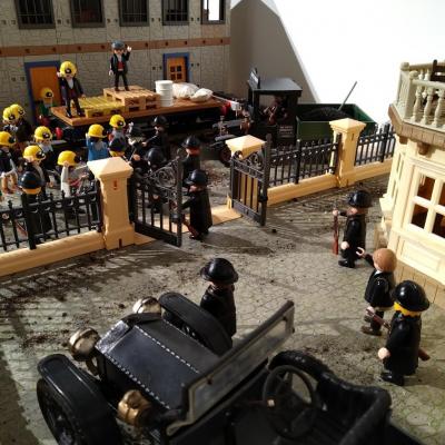 Exposition playmobil : La gendarmerie pendant les grève de 1936