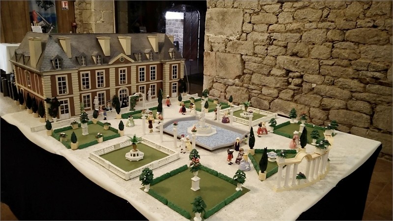 Exposition playmobil sur l'histoire - jardins à la francaise