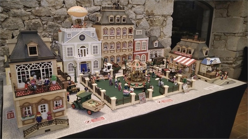 Exposition playmobil sur l'histoire -  la belle époque 1900