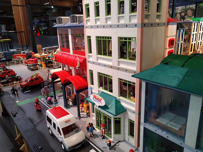 Exposition Playmobil au salon de l'Auto 2023 - Mégacité Amiens