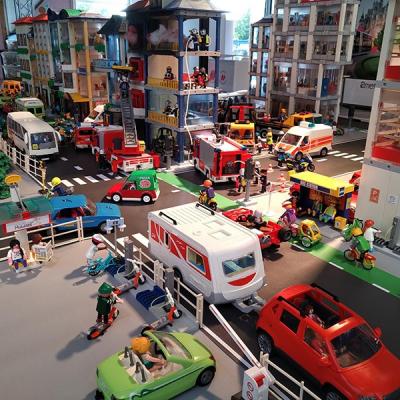 Exposition Playmobil au salon de l'Auto 2023 - Mégacité Amiens