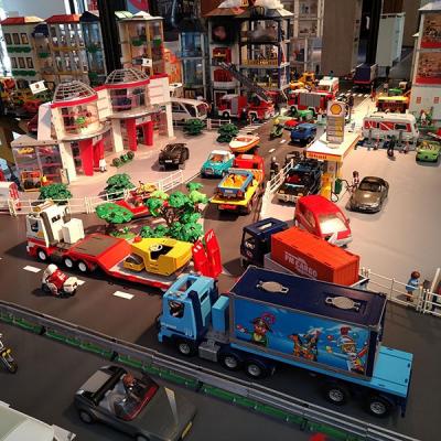 Exposition Playmobil au salon de l'Auto 2023 - Mégacité Amiens