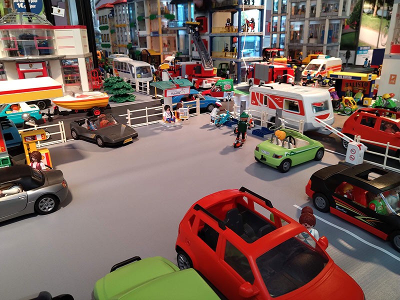 Exposition Playmobil au salon de l'Auto 2023 - Mégacité Amiens