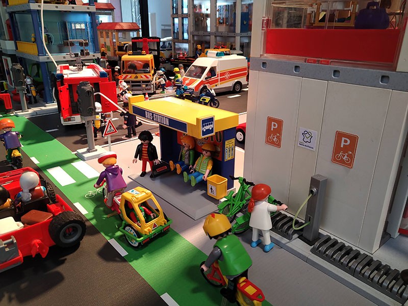 Exposition Playmobil au salon de l'Auto 2023 - Mégacité Amiens