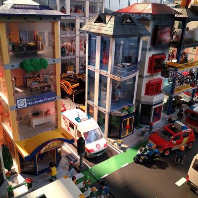 Exposition Playmobil au salon de l'Auto 2023 - Mégacité Amiens