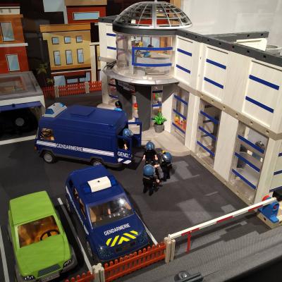 Gendarmerie caserne en playmobil