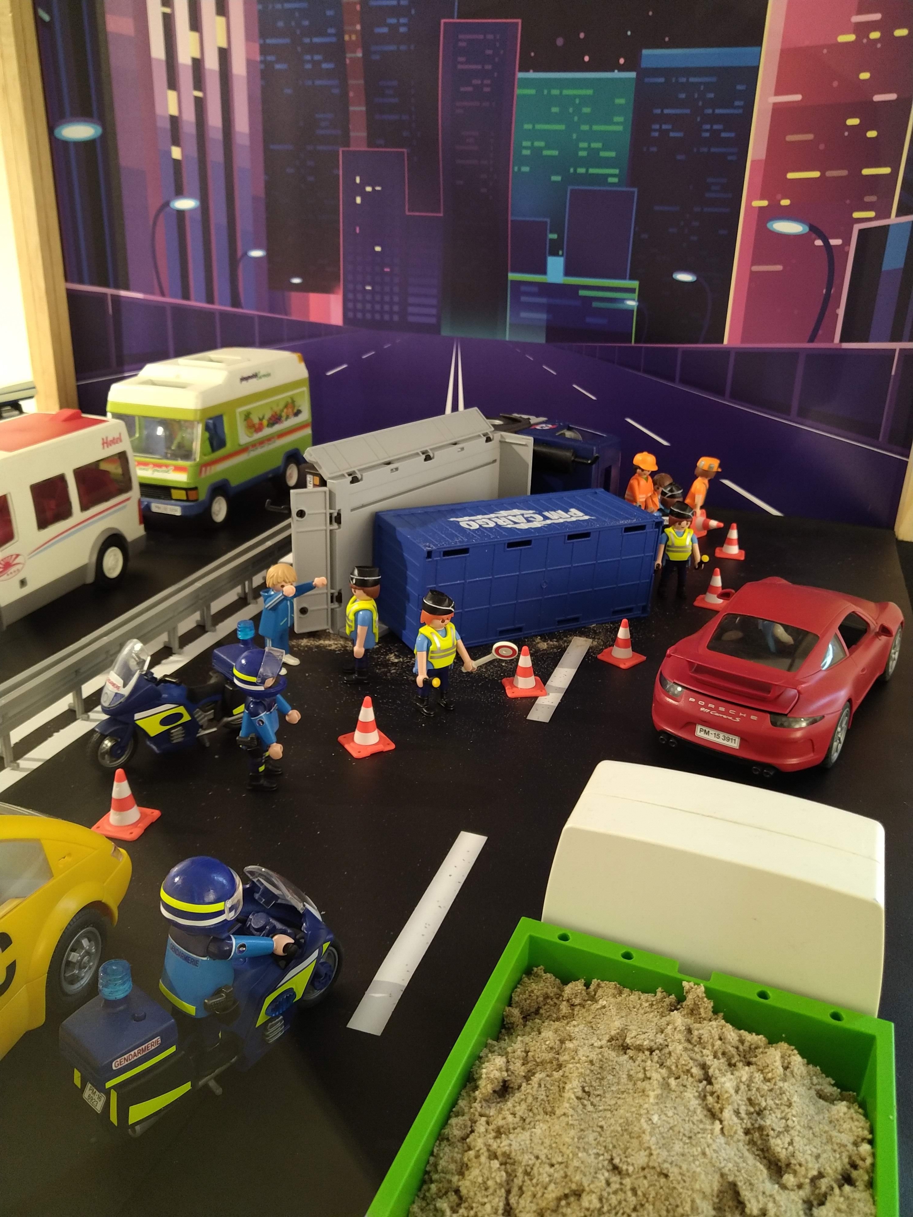 Gendarmerie motards en intervention en playmobil