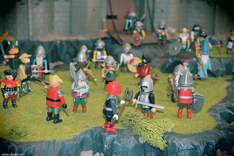 L'invasion diorama d'inspiration Heroïc Fantasy en Playmobil