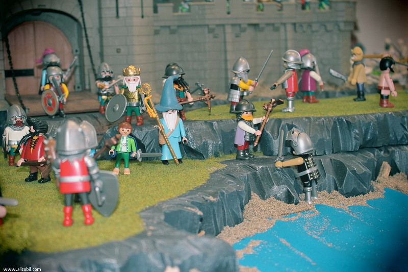 L'invasion diorama d'inspiration Heroïc Fantasy en Playmobil