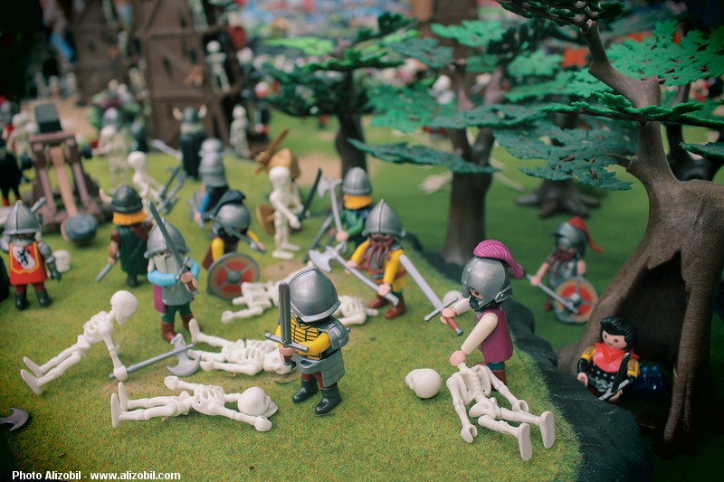 heroic fantasy playmobil - Merlin et l'armée des ténèbres - Dominique Béthune