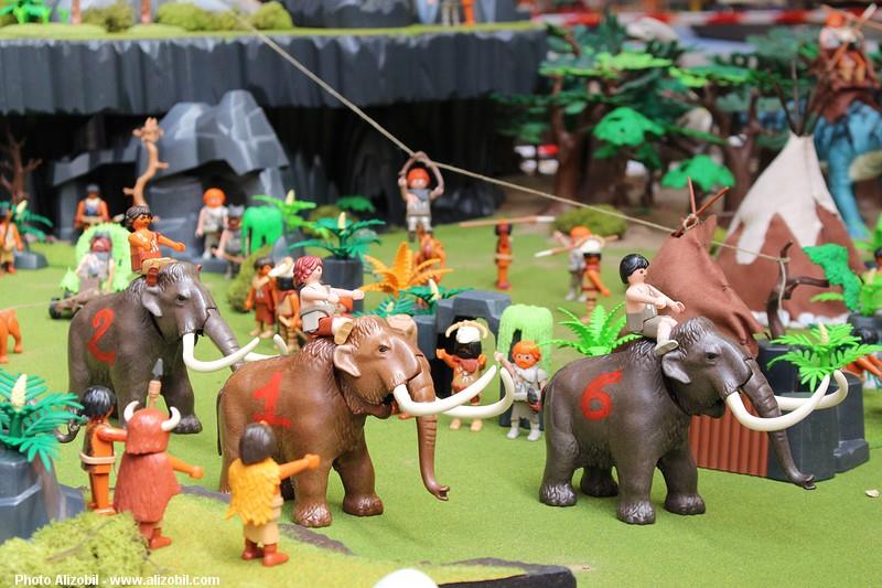 Diorama Les Jeux Préhistoriques en Playmobil