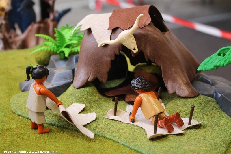 Diorama Les Jeux Préhistoriques en Playmobil