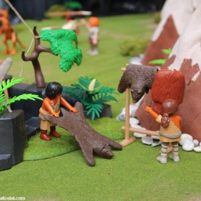 Diorama Les Jeux Préhistoriques en Playmobil