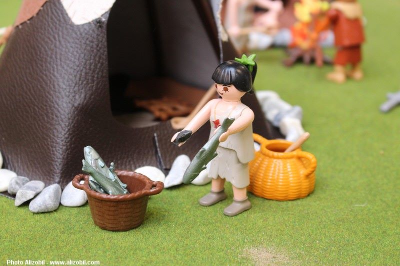 Diorama Les Jeux Préhistoriques en Playmobil