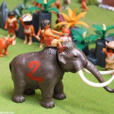 Diorama Les Jeux Préhistoriques en Playmobil