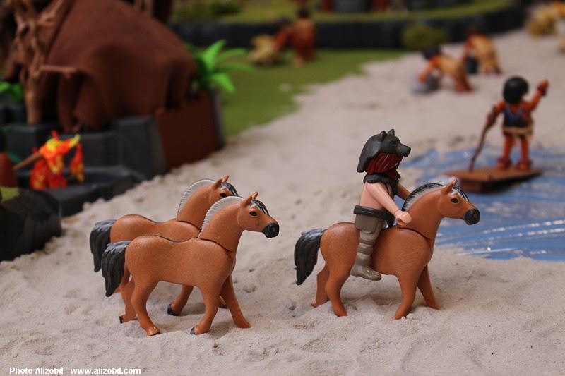 Les-jeux-préhistoriques-en-playmobil-dominique-bethune-36