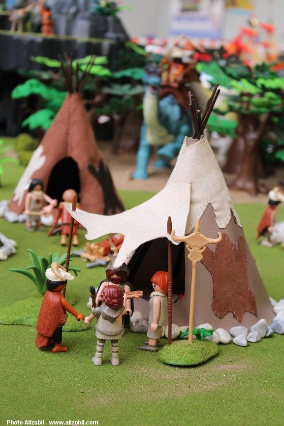 Diorama Les Jeux Préhistoriques en Playmobil