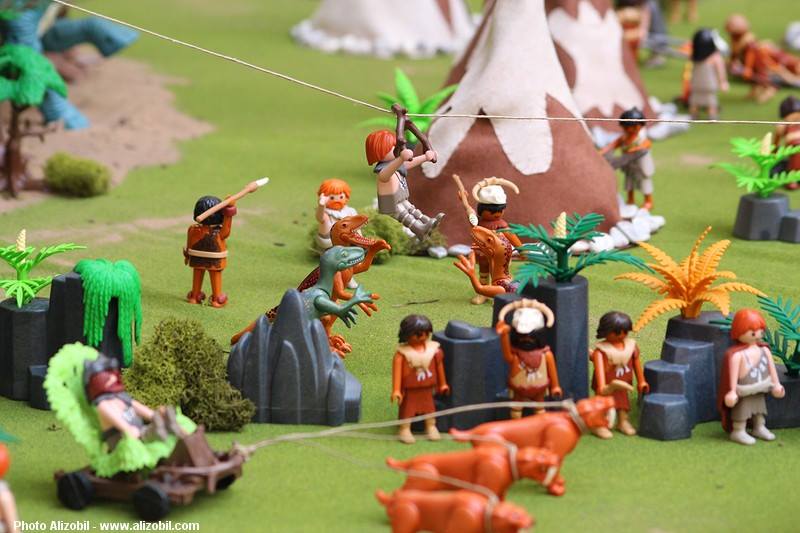 Les-jeux-préhistoriques-en-playmobil-dominique-bethune-50