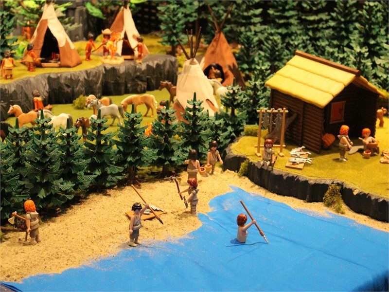 La préhistoire en Playmobil entre humour et faits historiques