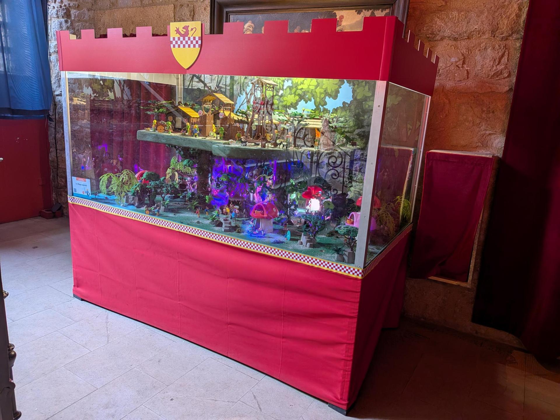 Vitrine diorama sedan village suspendu